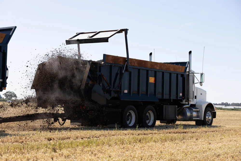 Manure Spreader thmb